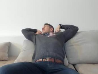 roberto4ever — Chaturbate recorded stream image, 19.11.2025 10:10