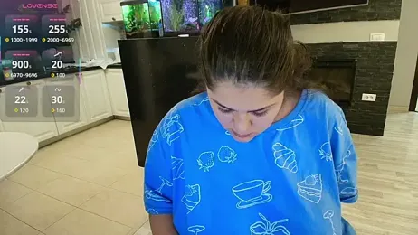 Layla- — Stripchat recorded stream screenshot (19 Nov 2025)