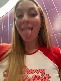 Sweet___Emily — Stripchat recorded stream image, 19.11.2025 13:30