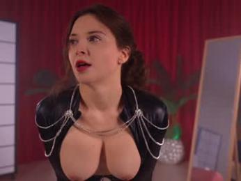 kittycaitlin — Chaturbate recorded stream image, 19.11.2025 19:30
