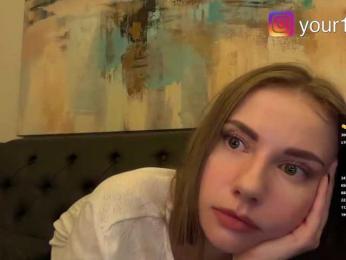 VikkiExtraCheese — Bongacams recorded stream image, 21.11.2025 18:40