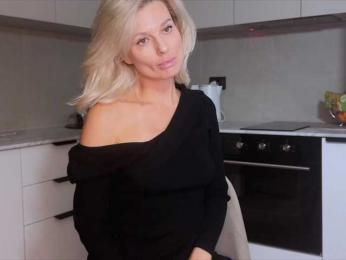 -Molly- — Bongacams recorded stream image, 22.11.2025 11:30