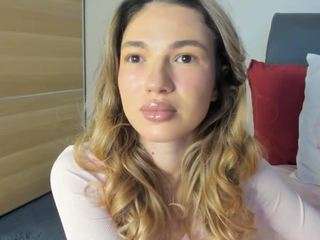 dariadeli — Camsoda recorded stream image, 23.11.2025 07:00