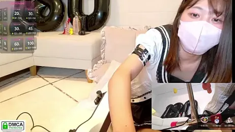 SUZU_ — Stripchat recorded stream screenshot (23 Nov 2025)