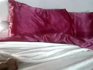 tastethepeach — Camsoda recorded stream screenshot (23 Nov 2025)