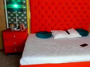 valleriejonnes — Chaturbate recorded stream screenshot (23 Nov 2025)