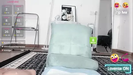 momo-5952 — Stripchat recorded stream image, 24.11.2025 13:50