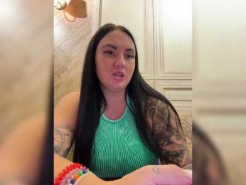 KROSHKA_N — Bongacams recorded stream image, 25.11.2025 07:00