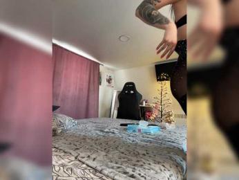 -MaybeBaby- — Bongacams recorded stream screenshot (25 Feb 2025)