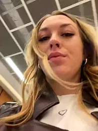 Sweet___Emily — Stripchat recorded stream image, 29.11.2025 13:20