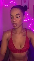 Cammgirlmii — Stripchat recorded stream image, 30.11.2025 01:40