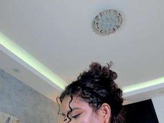 viioletlover — Camsoda recorded stream image, 30.11.2025 00:40