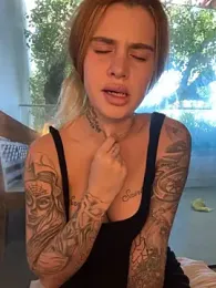 EmiliaCatalina — Stripchat recorded stream image, 30.11.2025 19:20