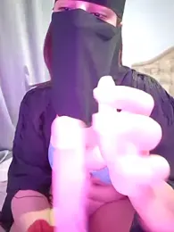 _arabica_ — Stripchat recorded stream image, 02.12.2025 06:00