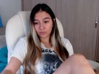alexyferrer — Camsoda recorded stream image, 25.02.2025 21:10