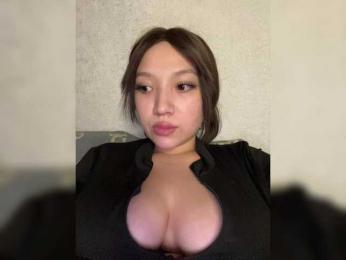 Goldlove10 — Bongacams recorded stream screenshot (02 Dec 2025)