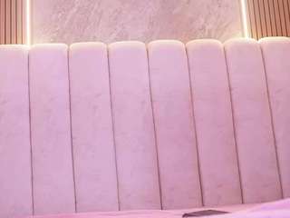 mssbombom — Camsoda recorded stream image, 03.12.2025 03:10