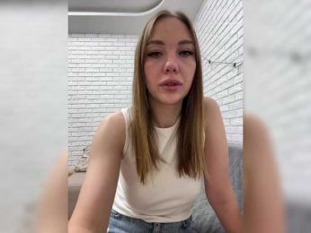 KitFox — Bongacams recorded stream screenshot (03 Dec 2025)