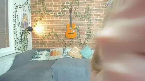 yamy_yamy_yamy — Stripchat recorded stream screenshot (03 Dec 2025)