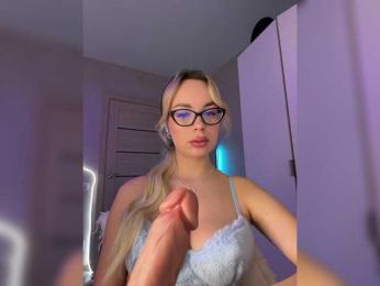 Mila-m — Bongacams recorded stream image, 03.12.2025 16:20
