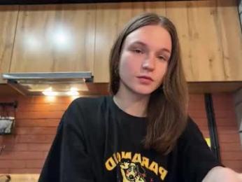 nloraaa — Chaturbate recorded stream image, 04.12.2025 02:20