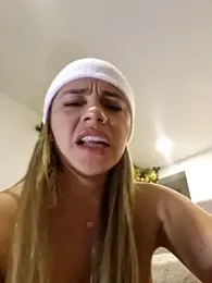 alicee16 — Stripchat recorded stream image, 05.12.2025 20:00