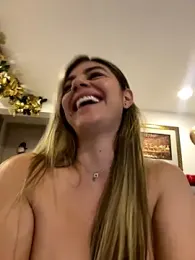 alicee16 — Stripchat recorded stream image, 05.12.2025 20:00