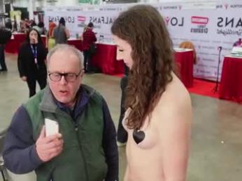 carriemadsin — Chaturbate recorded stream image, 05.12.2025 23:10