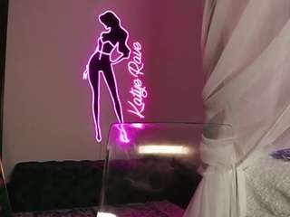 katyerave — Camsoda recorded stream image, 05.12.2025 20:10