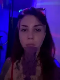 Izy_cute_ — Stripchat recorded stream image, 06.12.2025 22:50