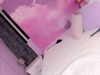 suxansexyhott — Camsoda recorded stream screenshot (07 Dec 2025)