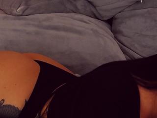 Zoe Niickels — Flirt4free recorded stream screenshot (26 Feb 2025)