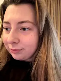 curvyflawless — Stripchat recorded stream screenshot (08 Dec 2025)