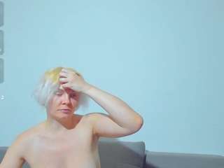 cosmicwarrior — Camsoda recorded stream screenshot (08 Dec 2025)