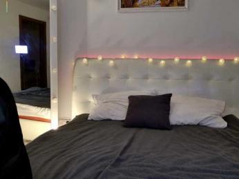 LustElise — Bongacams recorded stream screenshot (10 Dec 2025)