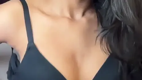 Wow-nisha — Stripchat recorded stream screenshot (10 Dec 2025)