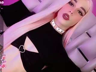 julia-lopez — Camsoda recorded stream screenshot (10 Dec 2025)