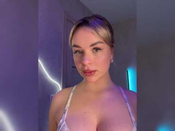 Mila-m — Bongacams recorded stream image, 10.12.2025 14:30