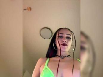 -SATIVA- — Bongacams recorded stream image, 10.12.2025 19:00