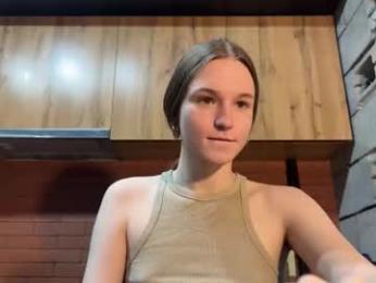 nloraaa — Chaturbate recorded stream screenshot (11 Dec 2025)