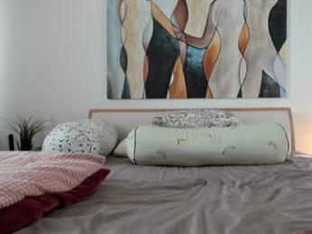 mis_eva — Chaturbate recorded stream screenshot (11 Dec 2025)