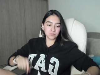 alexyferrer — Camsoda recorded stream image, 11.12.2025 22:50