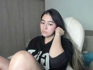 alexyferrer — Camsoda recorded stream image, 11.12.2025 22:50