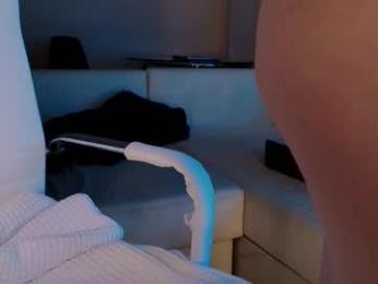 hollyextra — Chaturbate recorded stream image, 26.02.2025 20:00