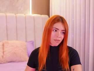 mssbombom — Camsoda recorded stream image, 12.12.2025 03:00