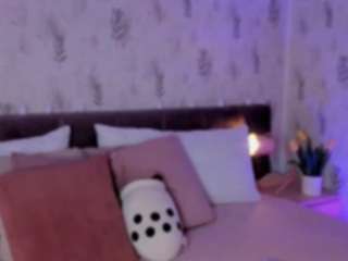 emyliesander — Camsoda recorded stream image, 12.12.2025 11:50