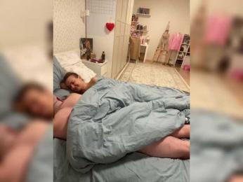 YuGoVi — Bongacams recorded stream image, 12.12.2025 13:00