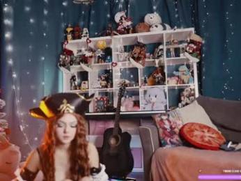 madnessalise — Chaturbate recorded stream screenshot (12 Dec 2025)