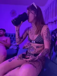 Izy_cute_ — Stripchat recorded stream image, 13.12.2025 01:50