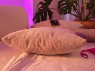 kali-hill — Camsoda recorded stream image, 13.12.2025 09:00